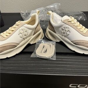 Brand New Tory Burch Good Luck Trainer Never Worn